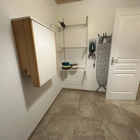 Le Champenois Apartment *